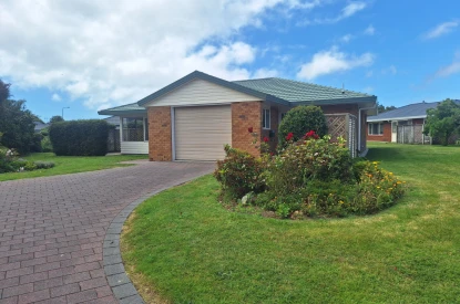 kapiti-village-metlifecare-spacious-modern-villa-available-now-31931