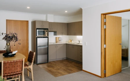 st-albans-arvida-apartment-with-support-centrally-located-30306